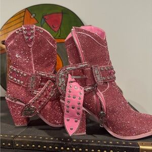 SHARP SHERIFF SHINE COWBOY BOOTS - PINK Dolls Kill